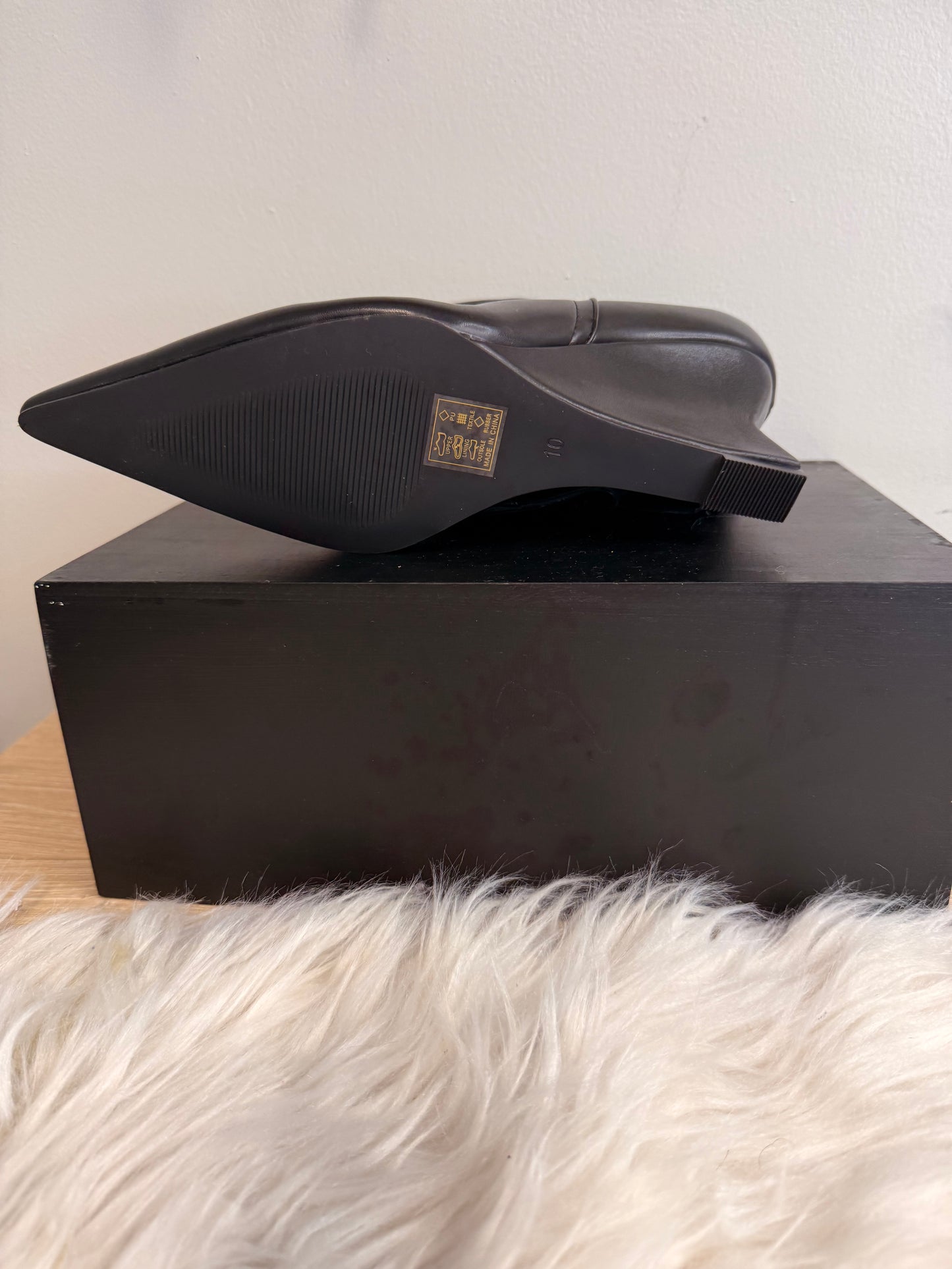 Black Wedge Boot Buckles A