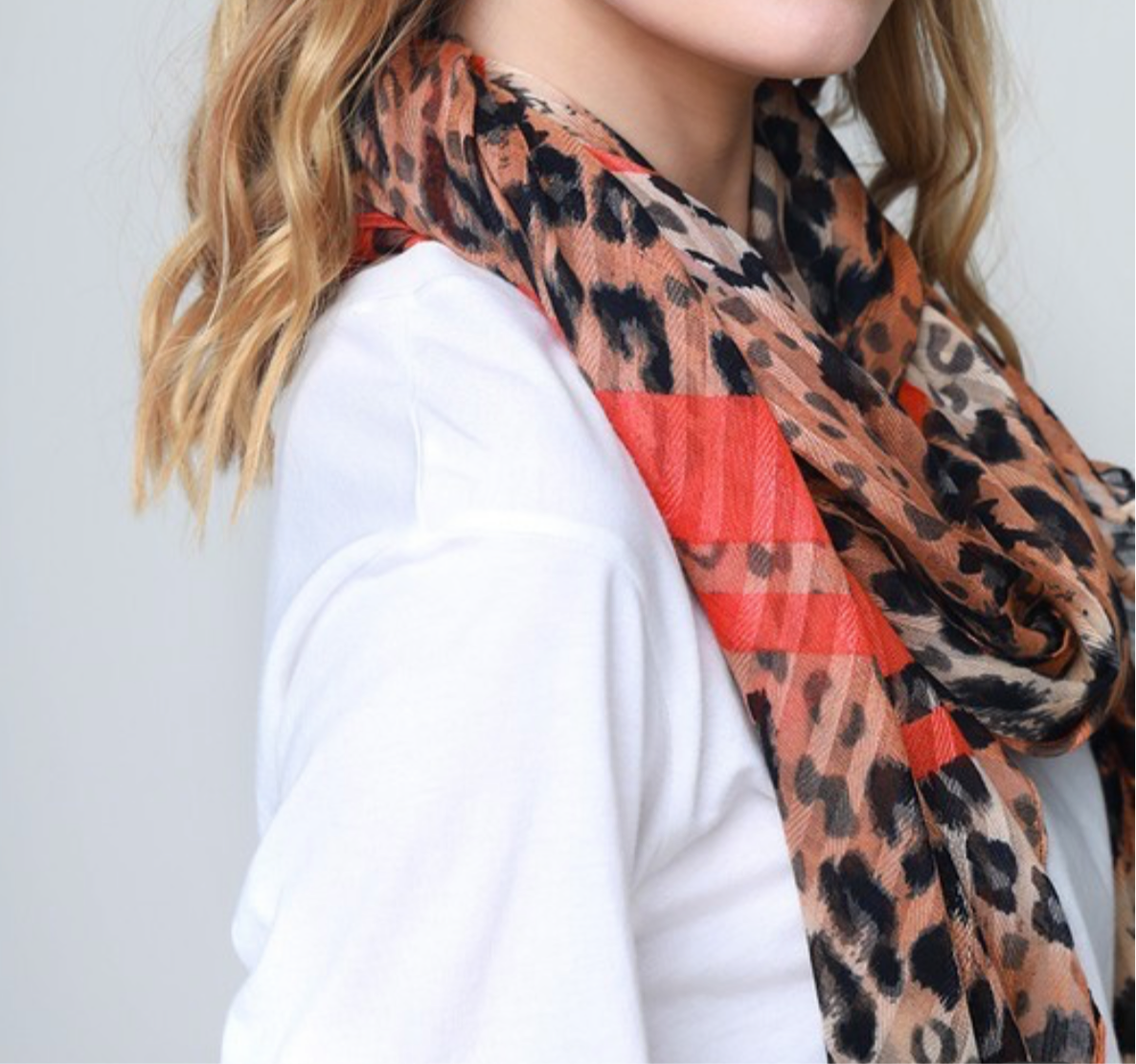 Douby Leopard Scarf Red
