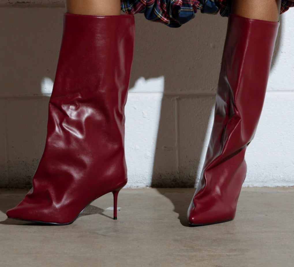 Pointed Toe Boot 7.5
