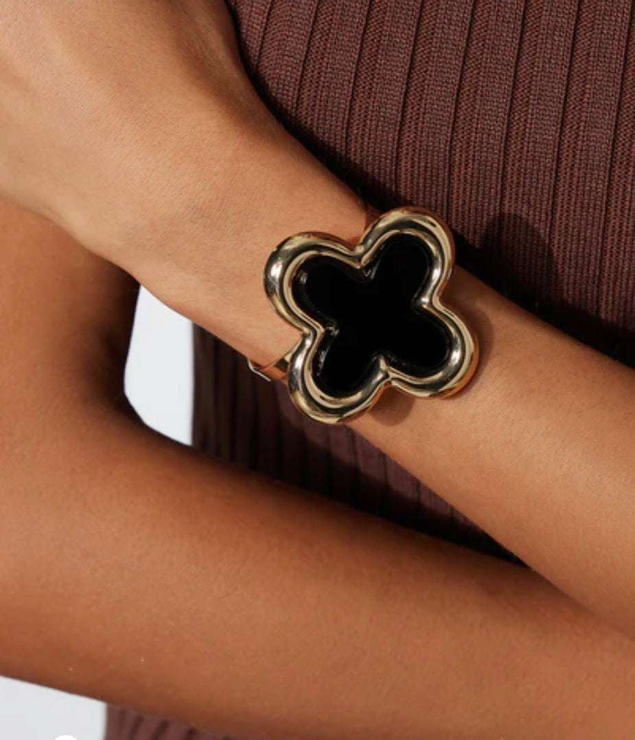 Clover Cuff Bracelets - Gold/Black