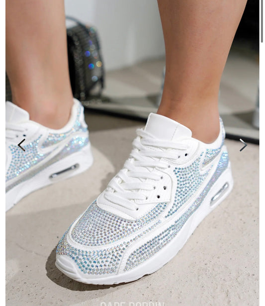 Jandus White Sneakers