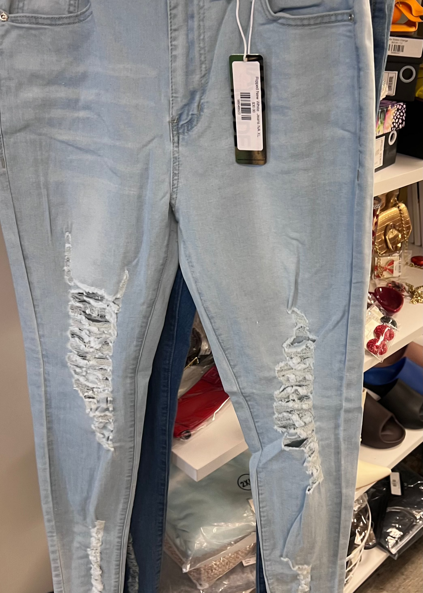 Ripped New White Jeans NA XL n