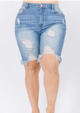 PLUS SIZE HIGH WAIST DENIM SHORTS WITH FRAYED HEM White