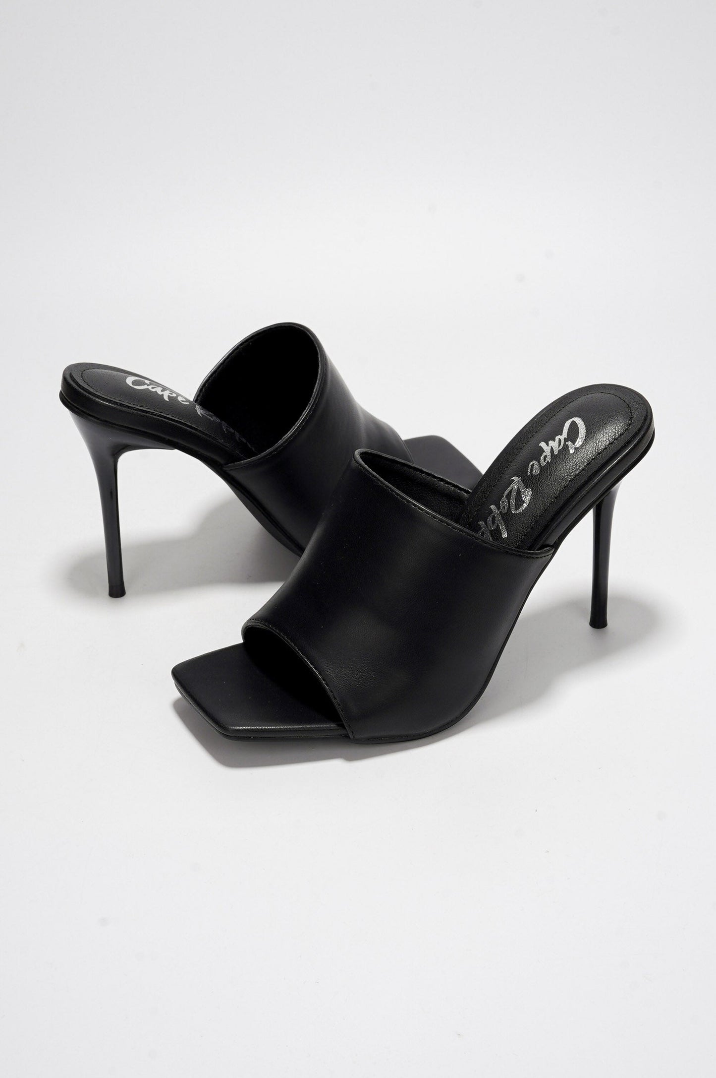 CAPE ROBBIN SUELLEN - BLACK