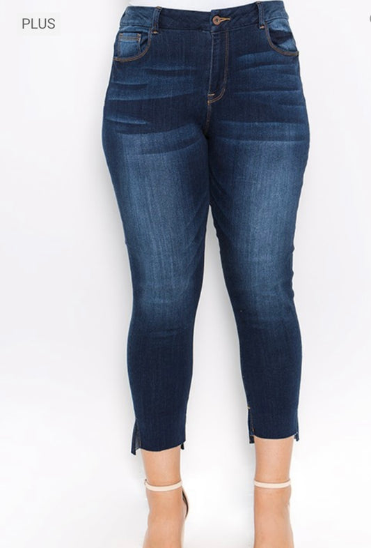 Plus Size Mid Rise Dark Blue Washed Ankle Jean