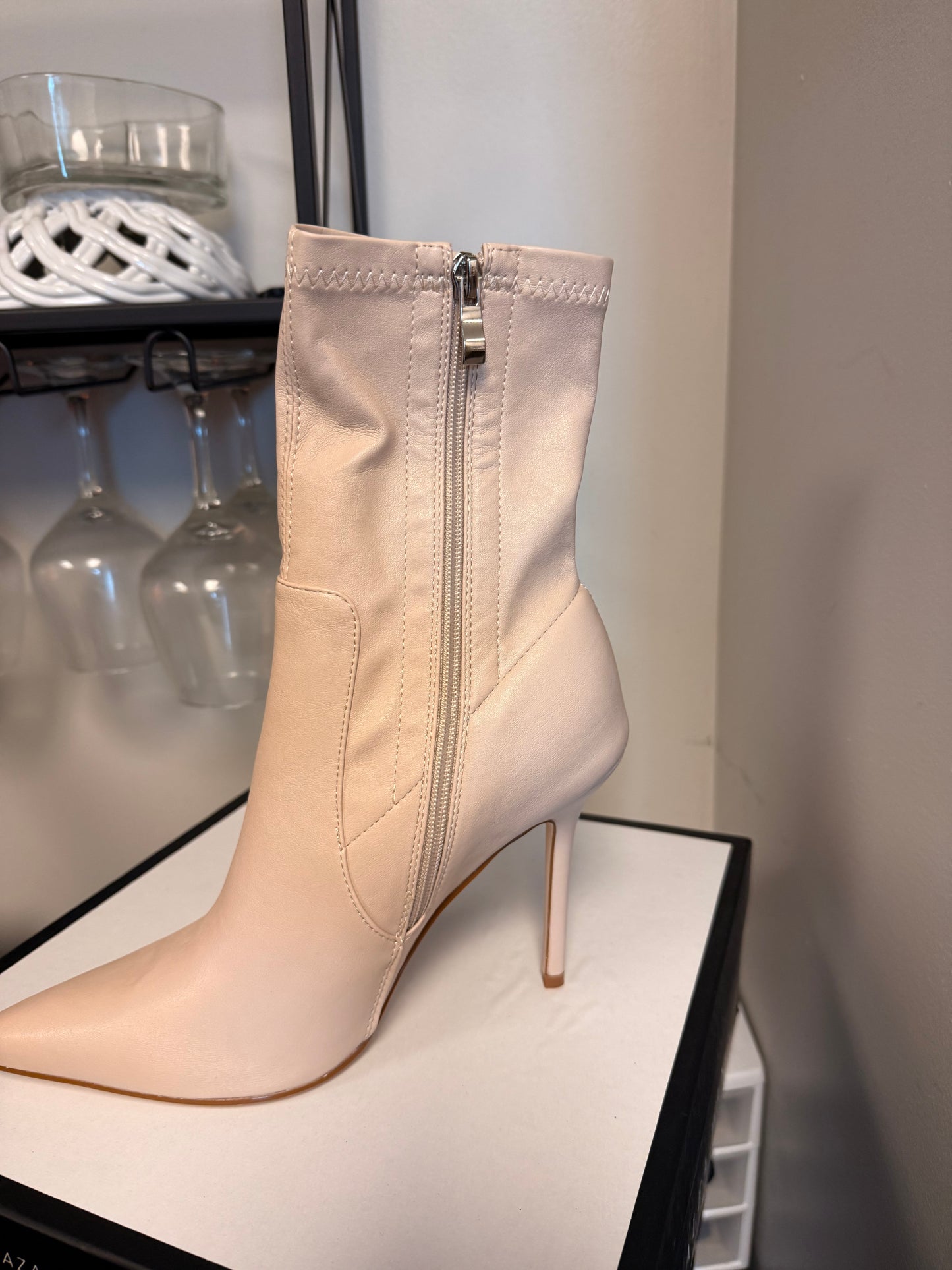 Nude BOOTIE  a