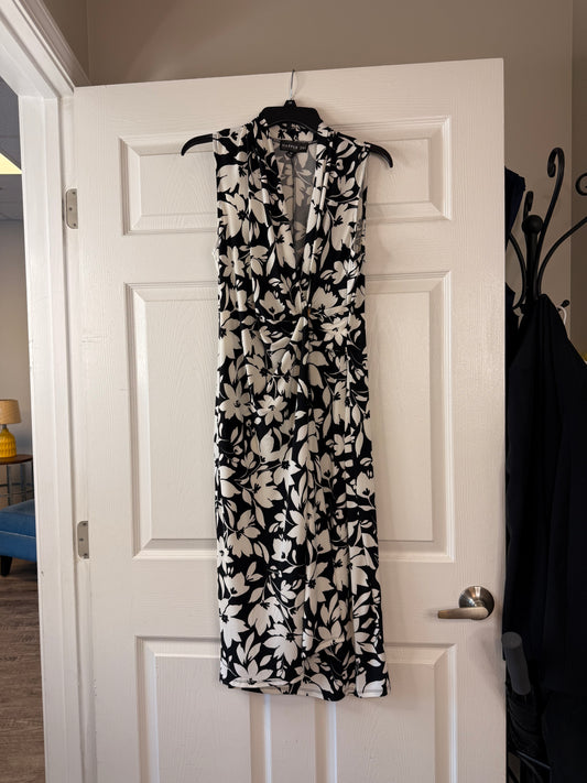 Black Sleeveless Dress With Gold Hardwear