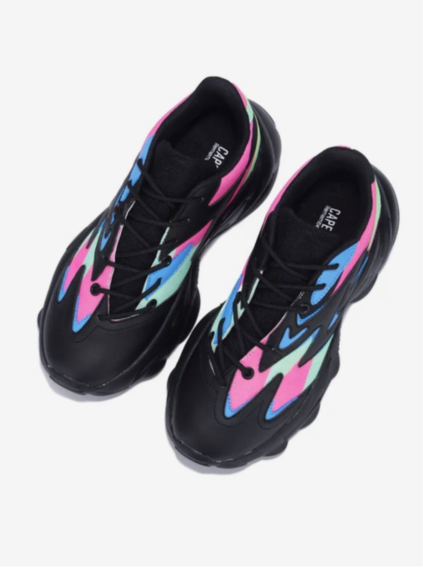 Zaynee Black Snakers