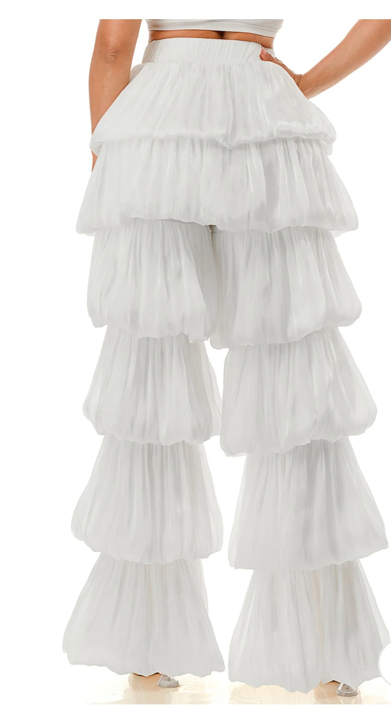 SUPER TIERED GLOSSY SATIN PANTS (PLUS)