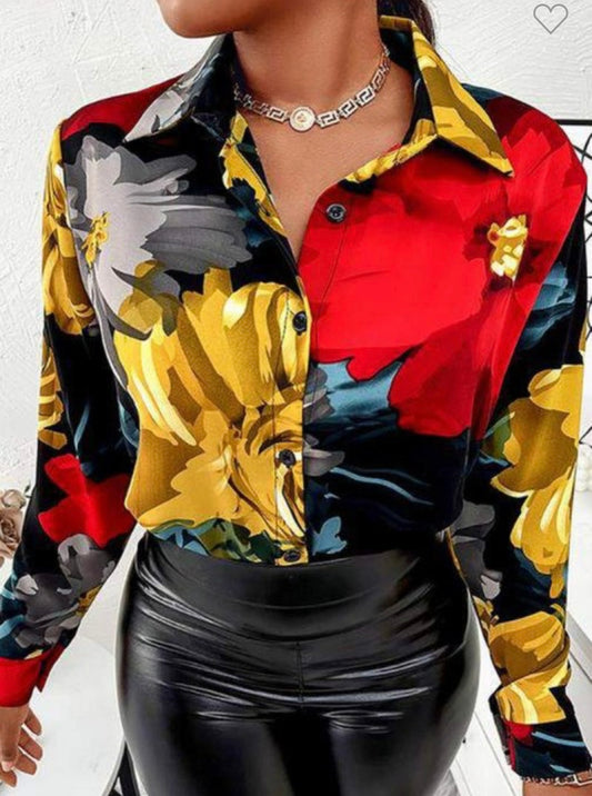 Long Sleeve Buttoned Floral Print Top