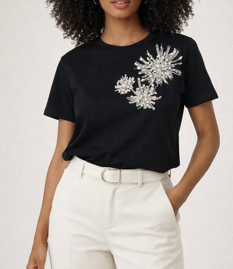 PEARL STUDS PATCH DETAIL T-SHIRT Black