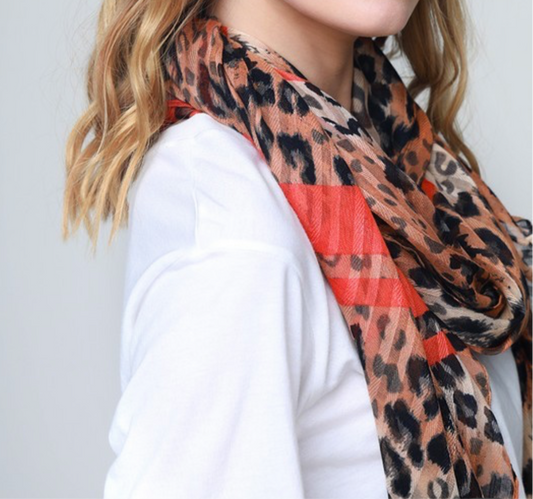 Douby Leopard Scarf Red