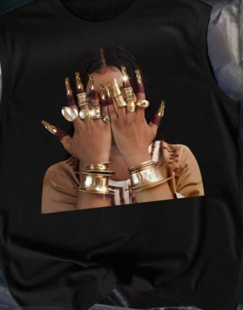 Gold Nail Woman Face Graphic Sleeves Tanks Top