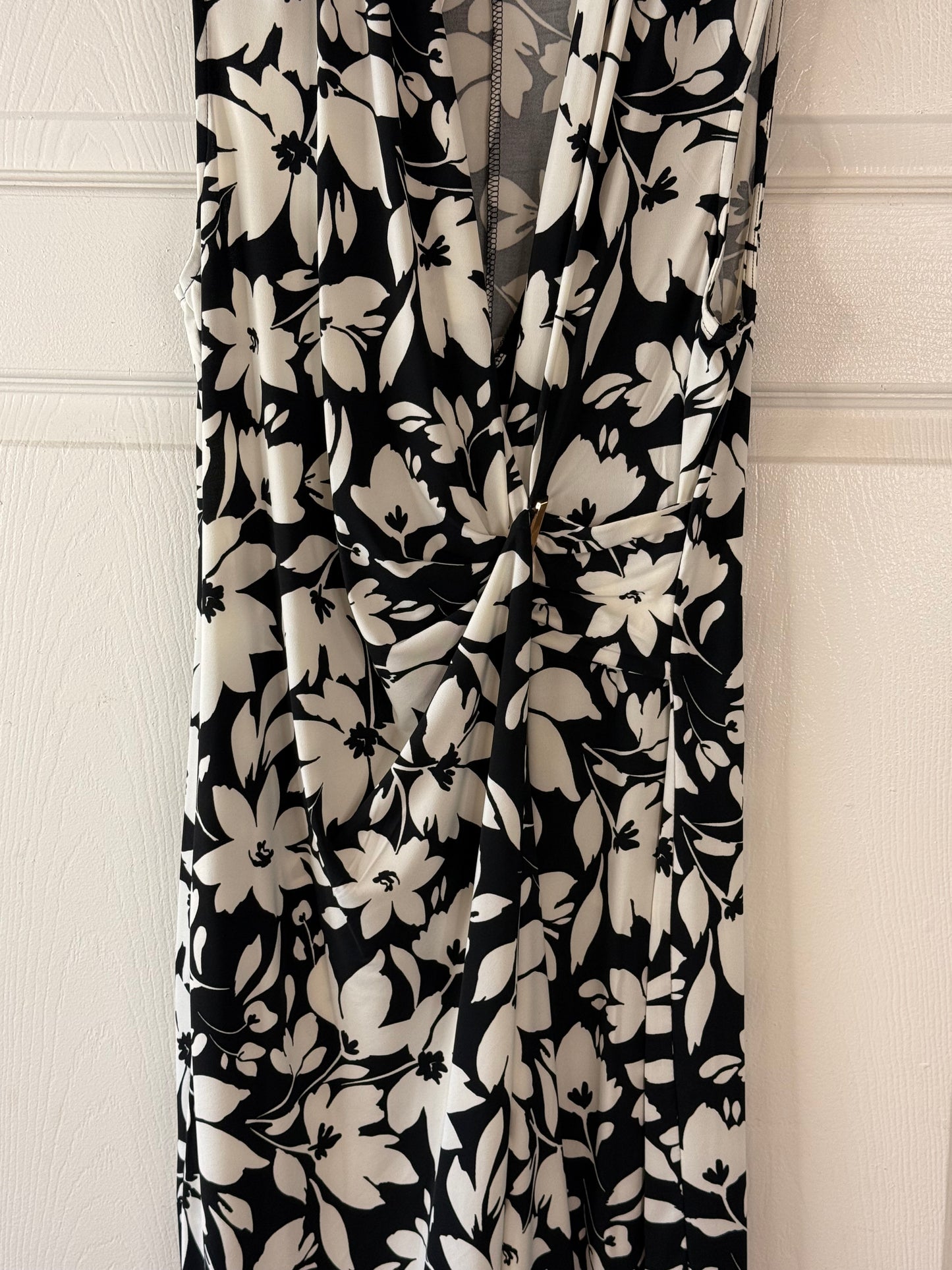 Black  White Dress With Gold Hardware m