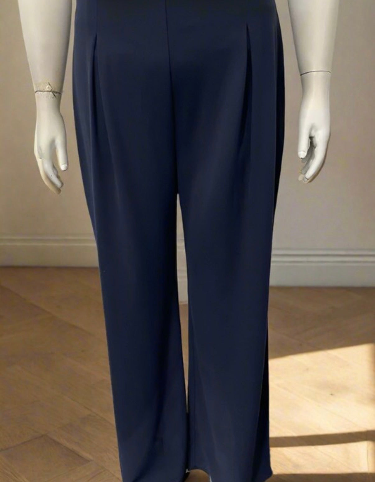 Plus Solid Side Zipper Straight Leg Pants