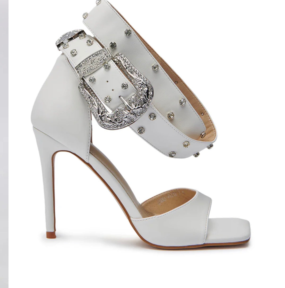 White Wrap Buckle  Heel A