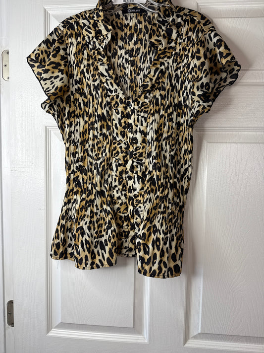 Sleeveless Blouse Cream w/ Black outline 14