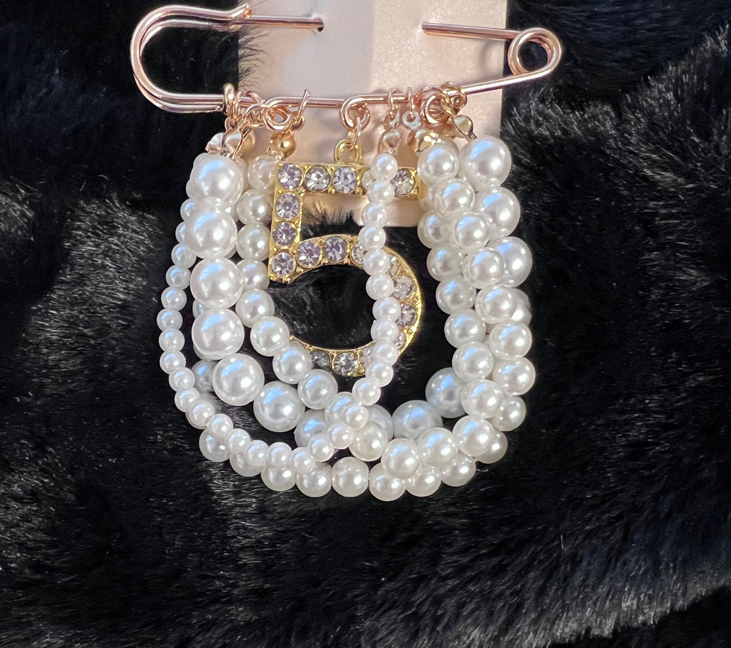 5 Dangle Brooch