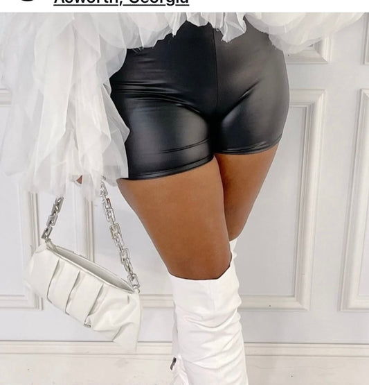 Faux Leather Short Set (Plus) NA