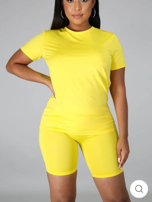 Short Set Yellow Plus