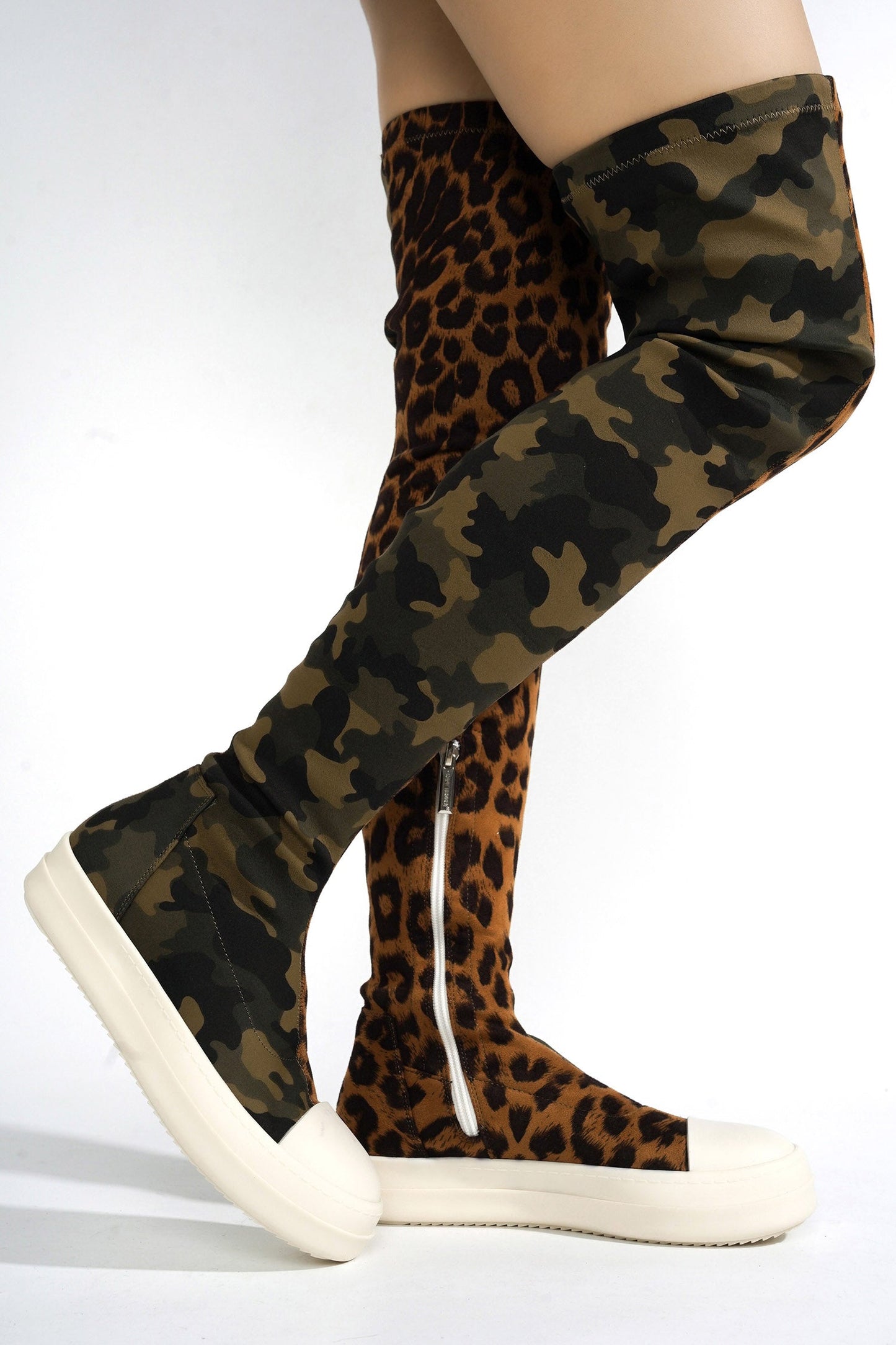 CAPE ROBBIN CRYSTA - NEON