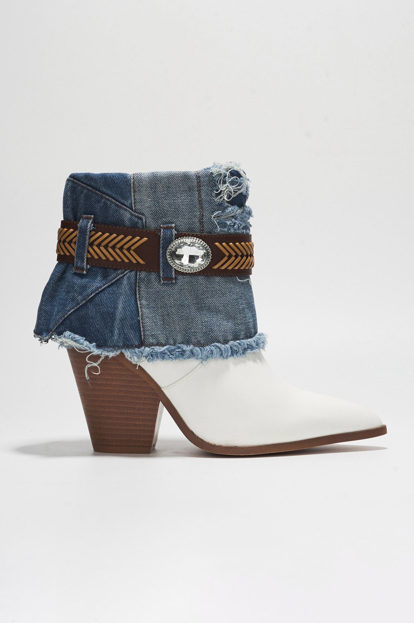 CAPE ROBBIN FLORY - WHITE