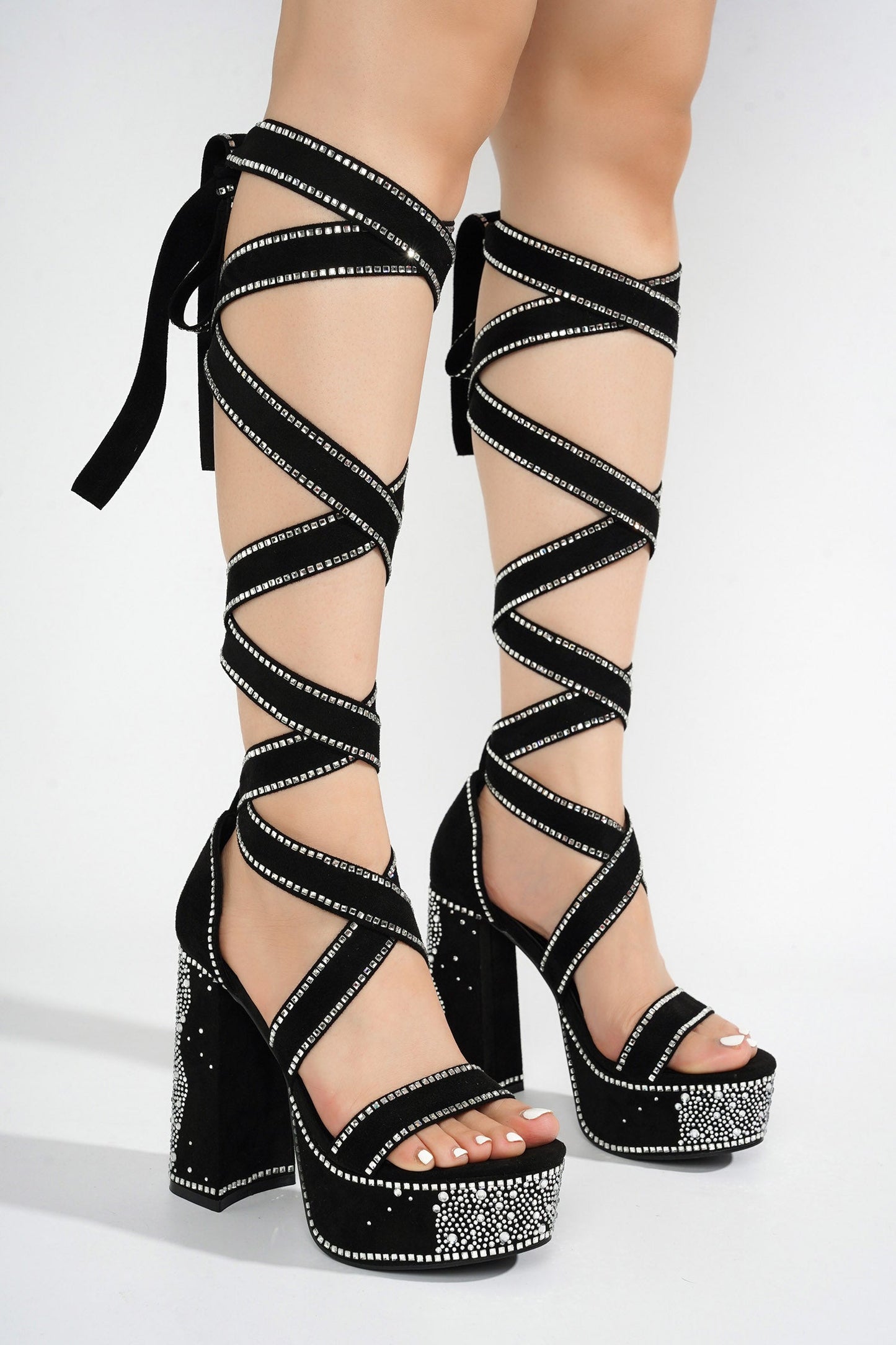 CAPE ROBBIN ROZALIE - BLACK